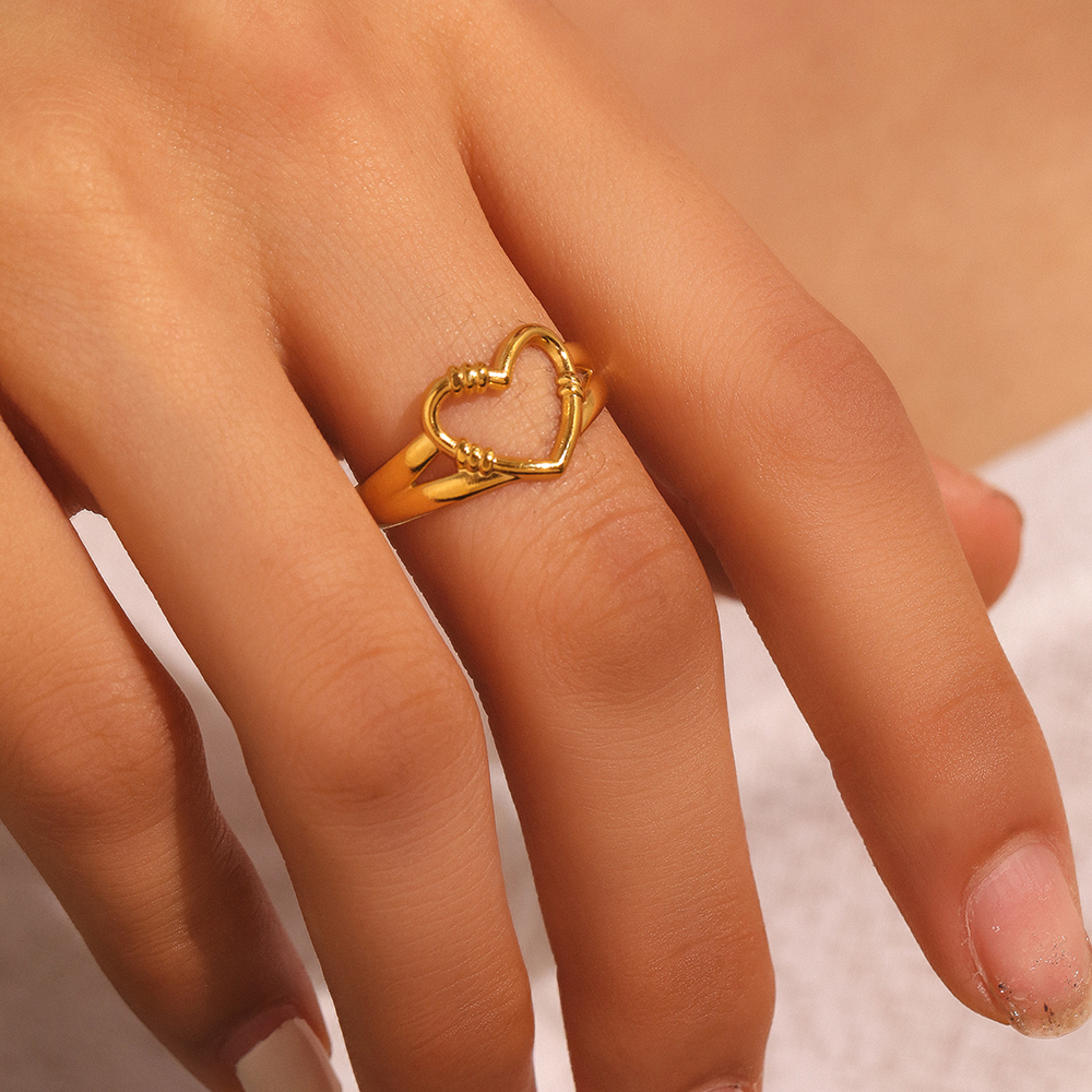 Stainless Steel Rings New Senior Geometric Ellipse Hollow Opening Minimalist Design Sense Ring For Women Jewelry Banquet
