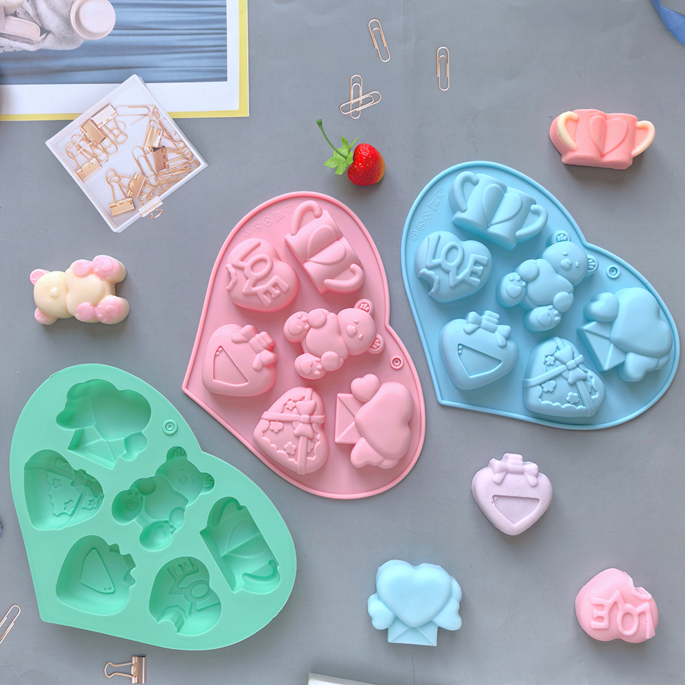 1pc Valentine's Day Theme Chocolate Silicone DIY Soft Candy Mold Bear Shape Baking Resin Soap Wax Melting Ice Jelly Mold