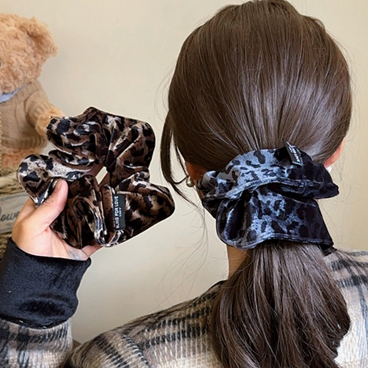 1pc autumn winter new leopard print large intestine hair tie,high-end retro velvet hairband,Korean style hair tie hair accessory