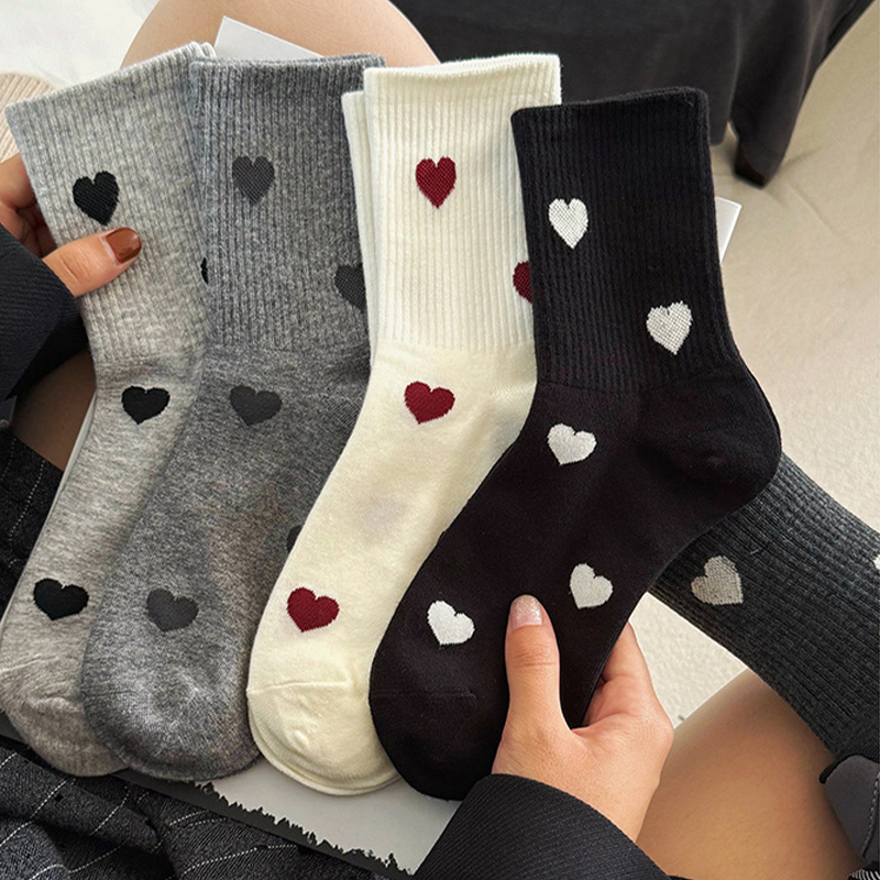 1/4/8 Pairs Women Socks Spring Autumn Breathable Sock Cute Heart Fashion Funny Female Middle Tube Casual Socks