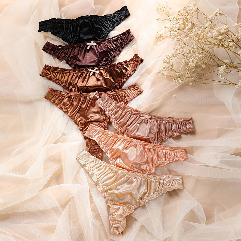 1Pcs Hot Sale Ladies Frill Trim Satin Ice Silk Seamless No Show Underwear Invisible Briefs Tanga Bragas Women's Panties