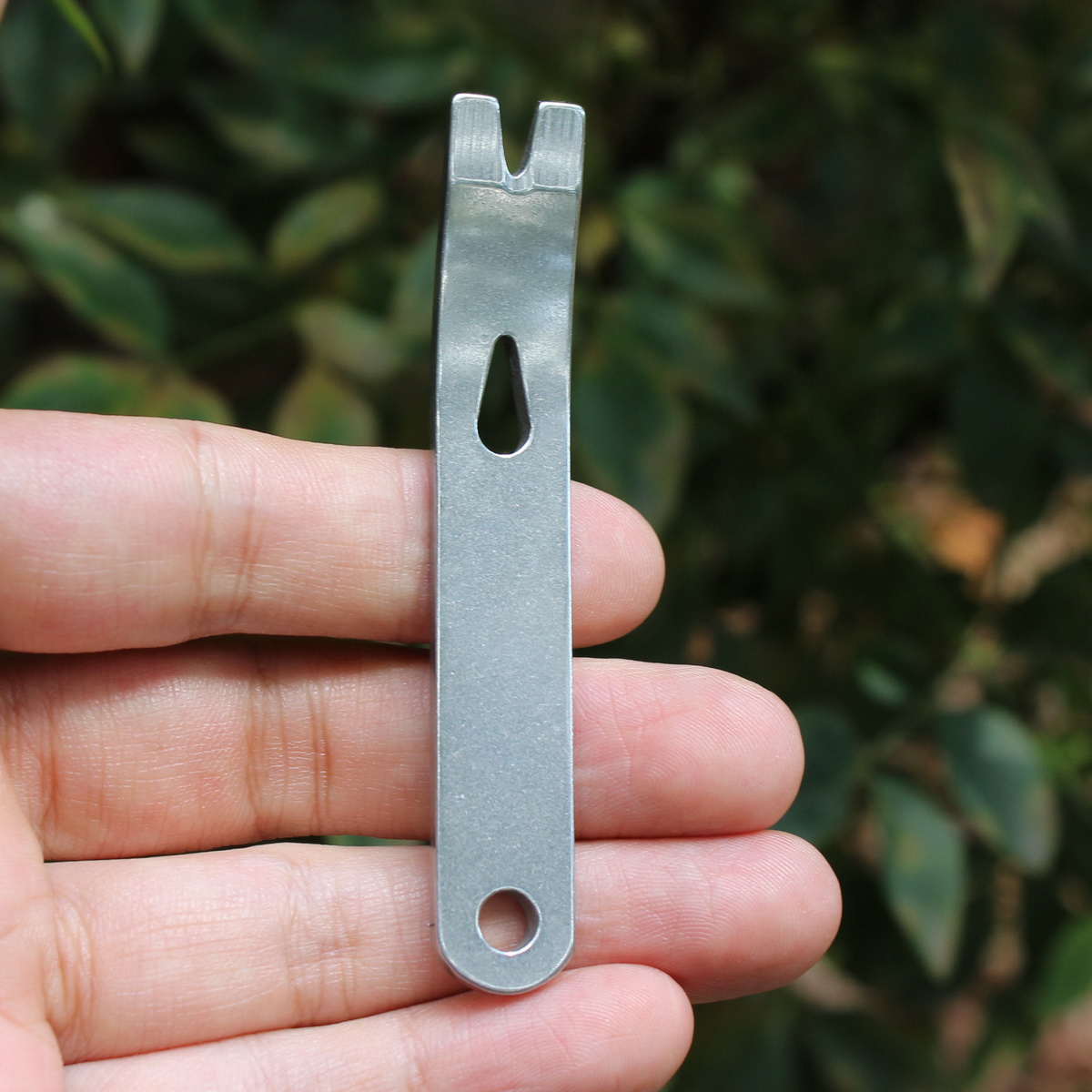 Stainless Steel Mini Pocket Tool Pry Bar for Outdoor Survivor Compact Multifunctional Handyman Tool