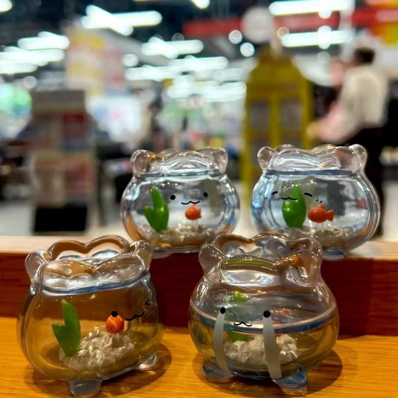 New Product In Stock Transparent Mini Transparent Goldfish Tank Jun Expression Blind Box Desktop Decoration Cute Cartoon