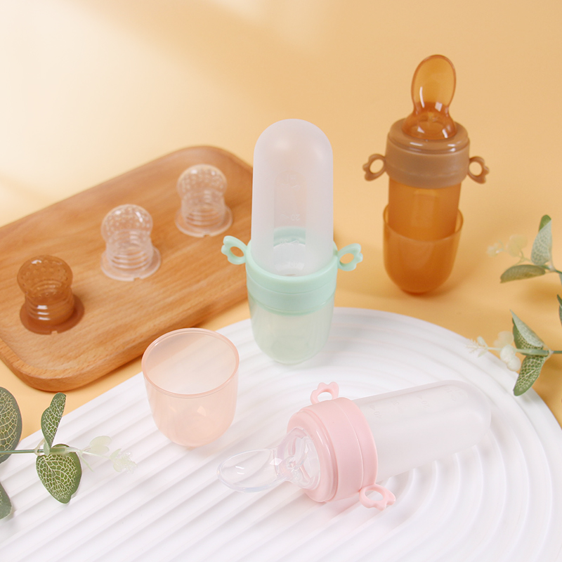 1 Pcs Baby Rice Cereal Bottle Dropper Feeding Squeeze Spoon Soft Silicone Spoon Cute Soft Non Slip Feeding Bottle