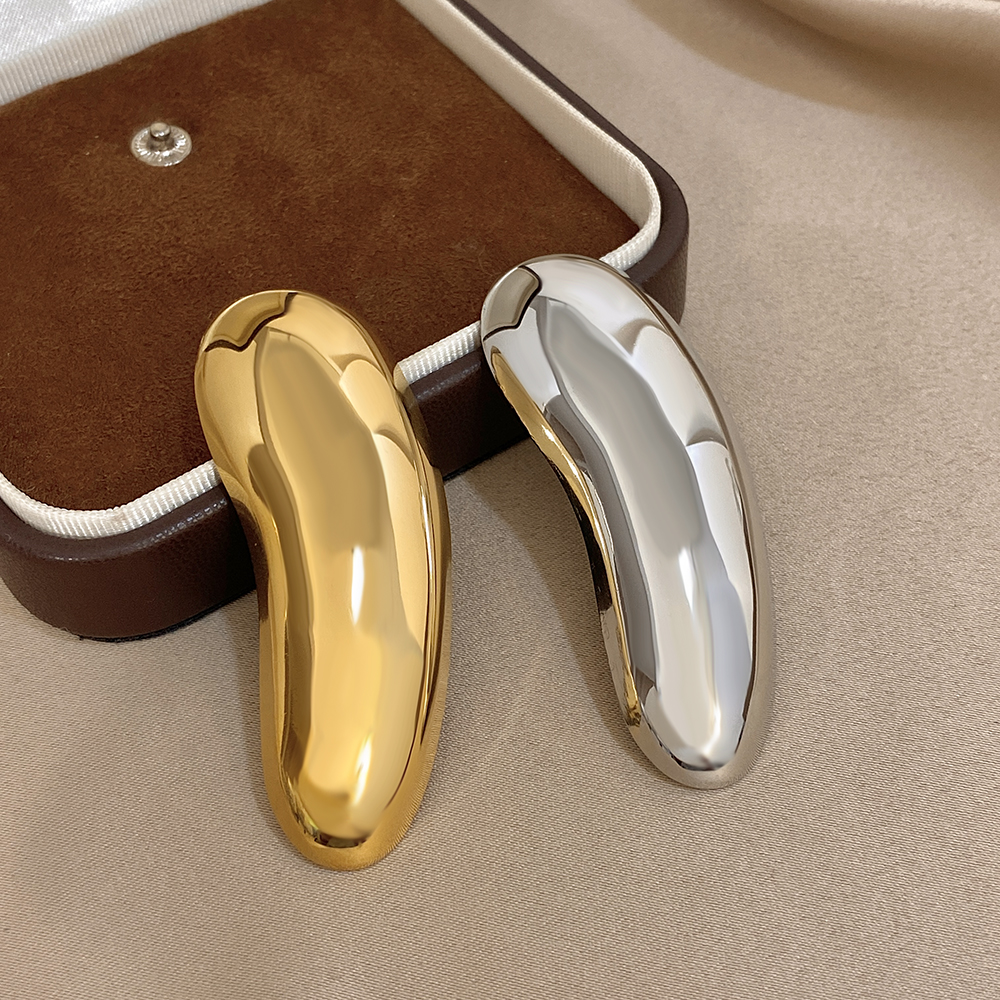 Greatera Cashew Nut Shape Brooch Simple Unique Exaggerated Metal Feminine Charm Versatile Design Sense Corsage Fashion Coat Pin