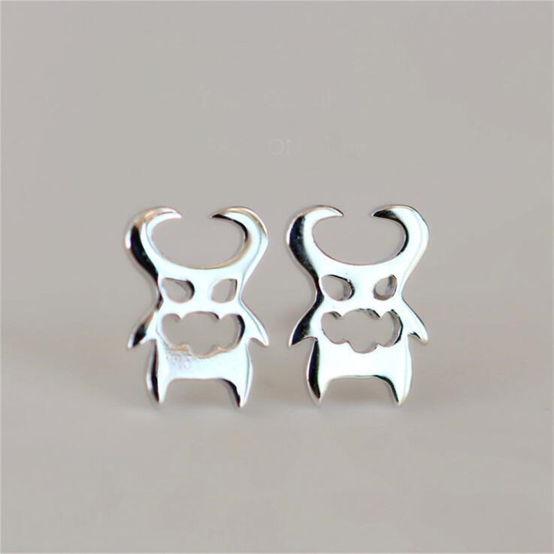 New Personality 925 Sterling Silver Cute Little Devil Fashion Jewelry Simple Horns Exquisite Women Stud Earrings E253