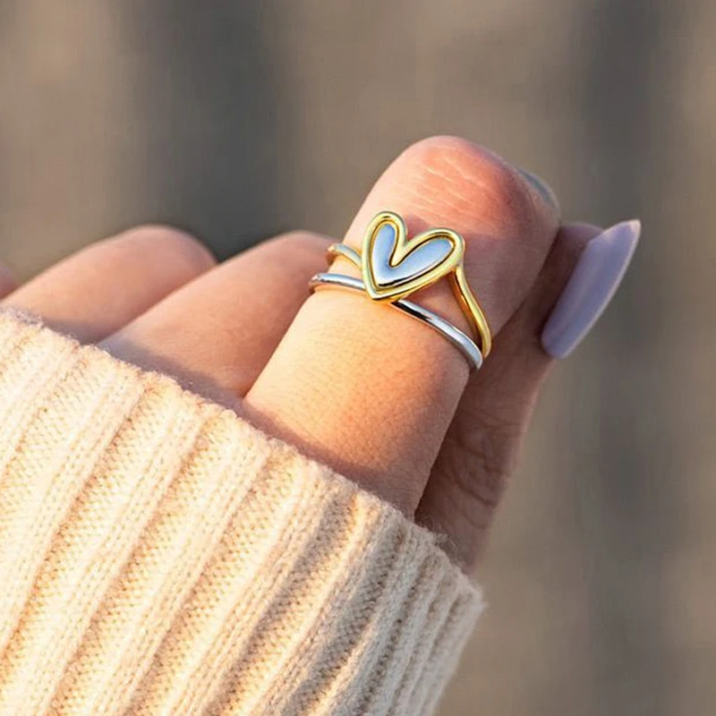 Huitan Dainty Hollow-out Heart Rings for Women Sweet Romantic Two-tone Finger Accessories Charms Glossy Wedding Bridal Jewelry