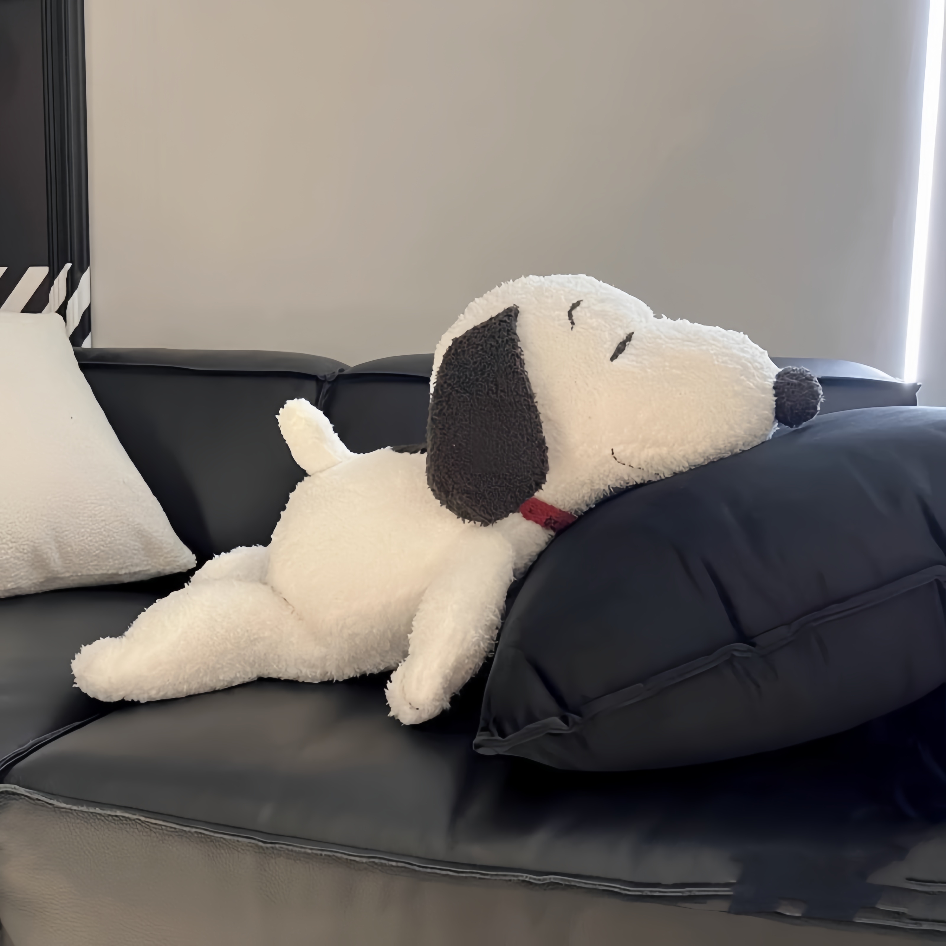 Big Size Snoopy Cushion Plush Toy Snoopy Stuffed Doll Kid Toy Snoopy Plushies Pillow Korean Lazy Style Home Decoration Girl