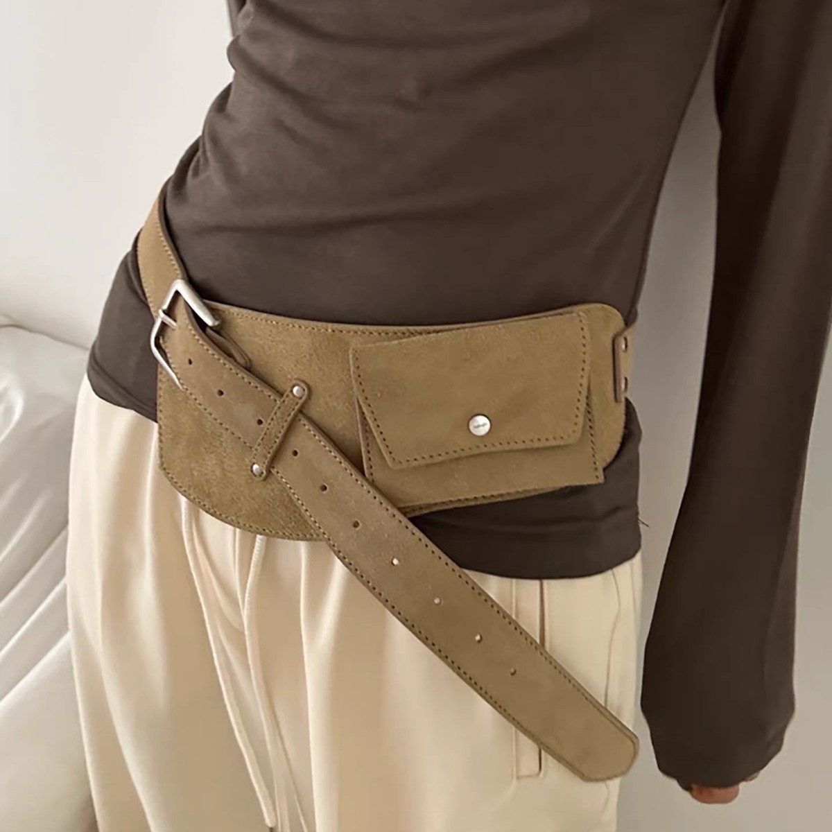 Fashion Women Suede Wide Belt Vintage Brown New Korean Luxury Belt Bag Casual All Match Dress Decor Waist Bag Stylish Waist Belt