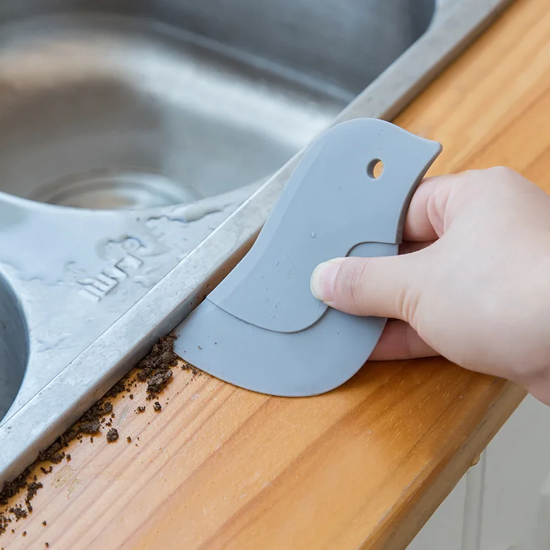 1PC Penguin-Shaped Soft Scraper - Multi-Use Kitchen Cleaning Tool for Grease & Baking Silicone Scraper