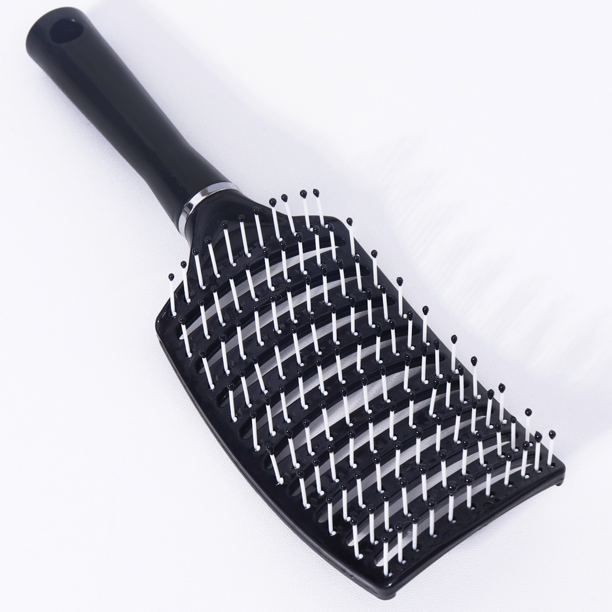 1pc Black Large Curved Nylon Hair Brush Design Ventilation Brush, Scalp Massage Comb, Special for Real Hair