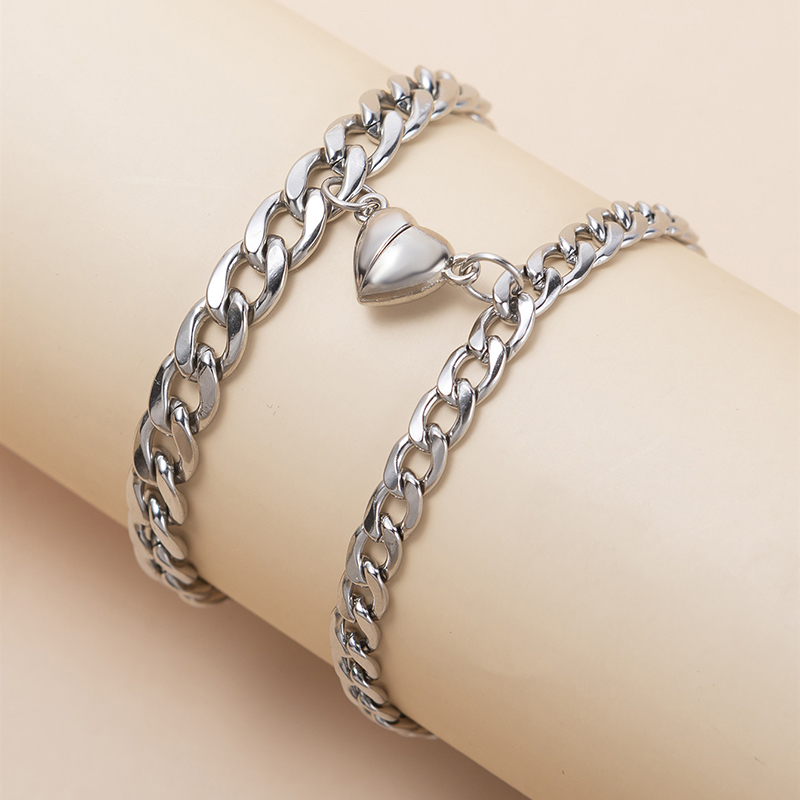 2Pcs/set Magnet Couple Bracelets Heart Attraction Bracelet Stainless Steel Charm Simple Cuban Chains Key Lock Jewelry s