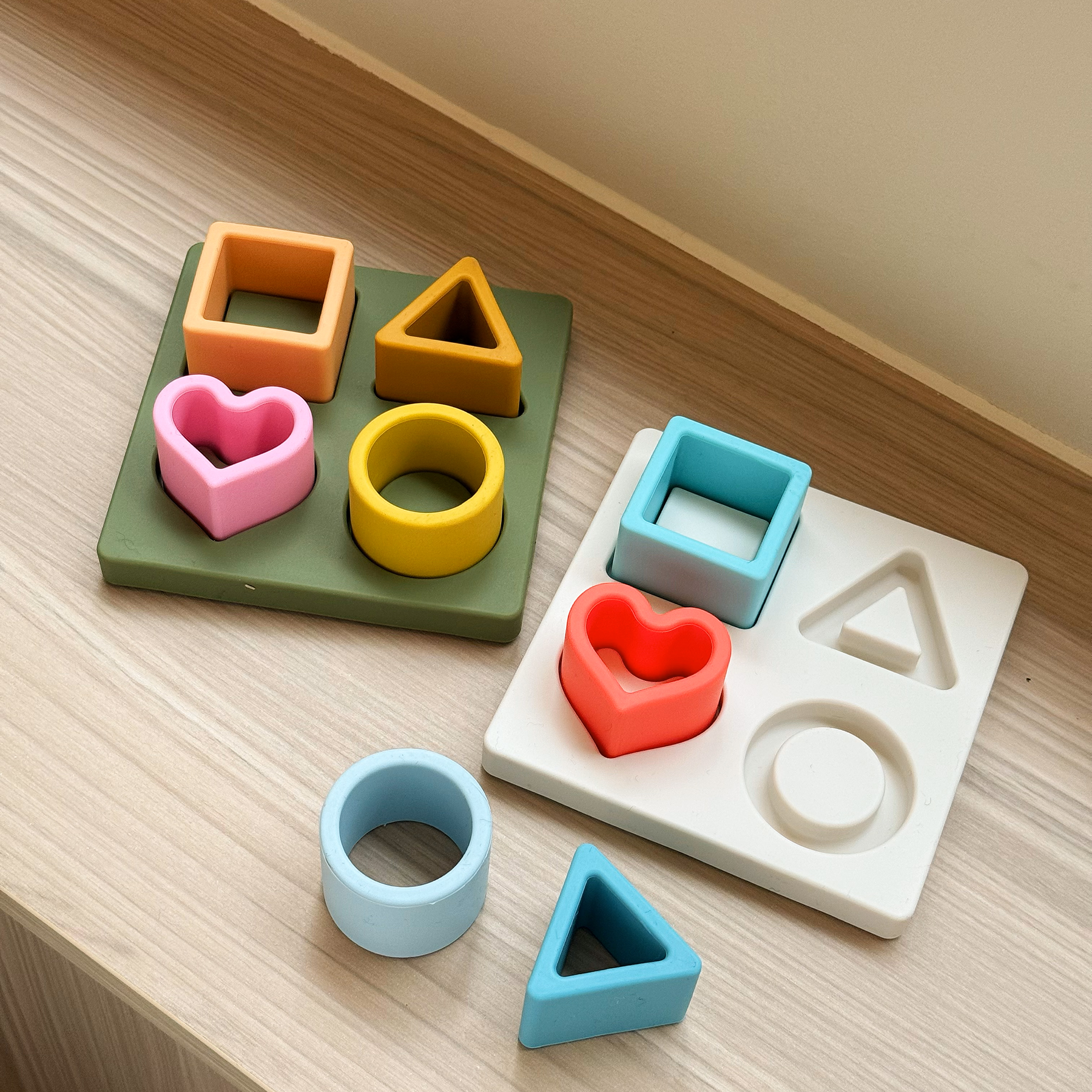Silicone Baby Rainbow Stacking Toys Building Blocks Montessori Nesting Puzzle Toy for Kids and Babies Early Development