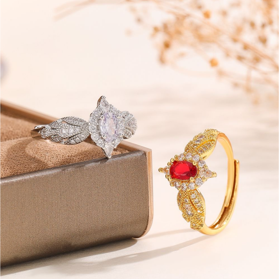 French Court-style Light Luxury Design, Niche Shining White and Red Zircon Open Ring, High-End Sense Accessory.