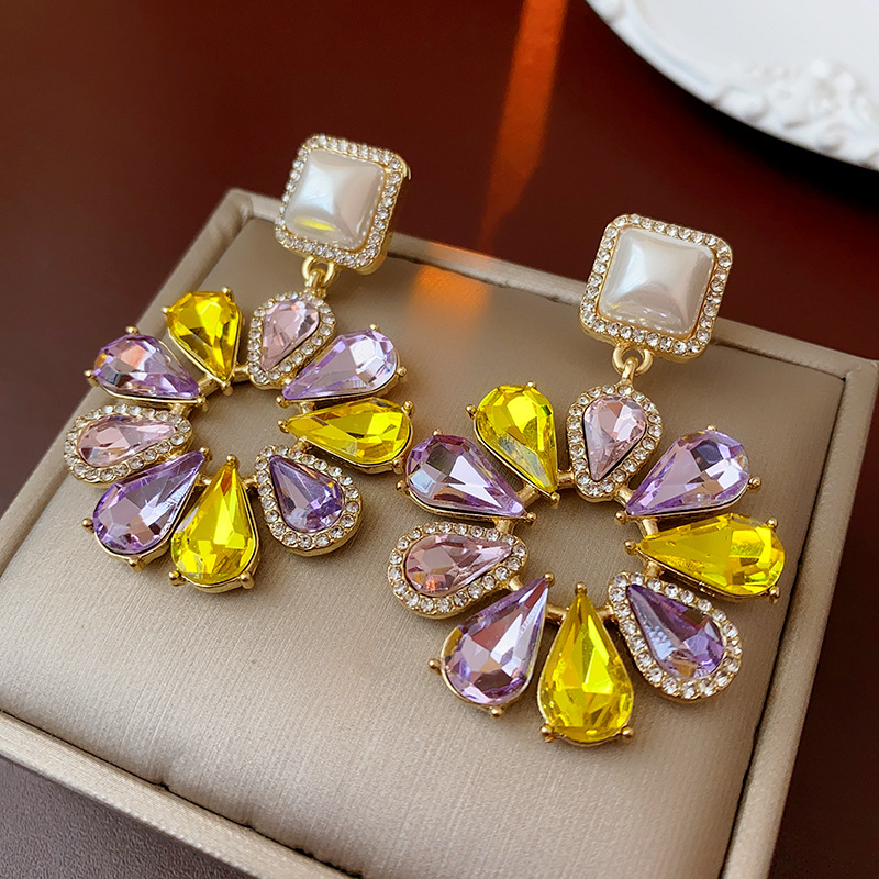 Rhinestone Water Drop Flower Square Pearl Dangle Earrings for Women Personality Versatile New in Earring Fashion Light Luxury