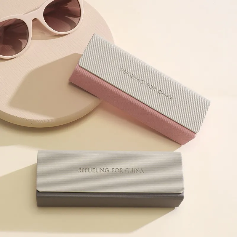 Stylish and Sophisticated Fresh Sunglasses Case Personalized Minimalist Magnetic Snap Closure Unisex Prescription Glasses Case