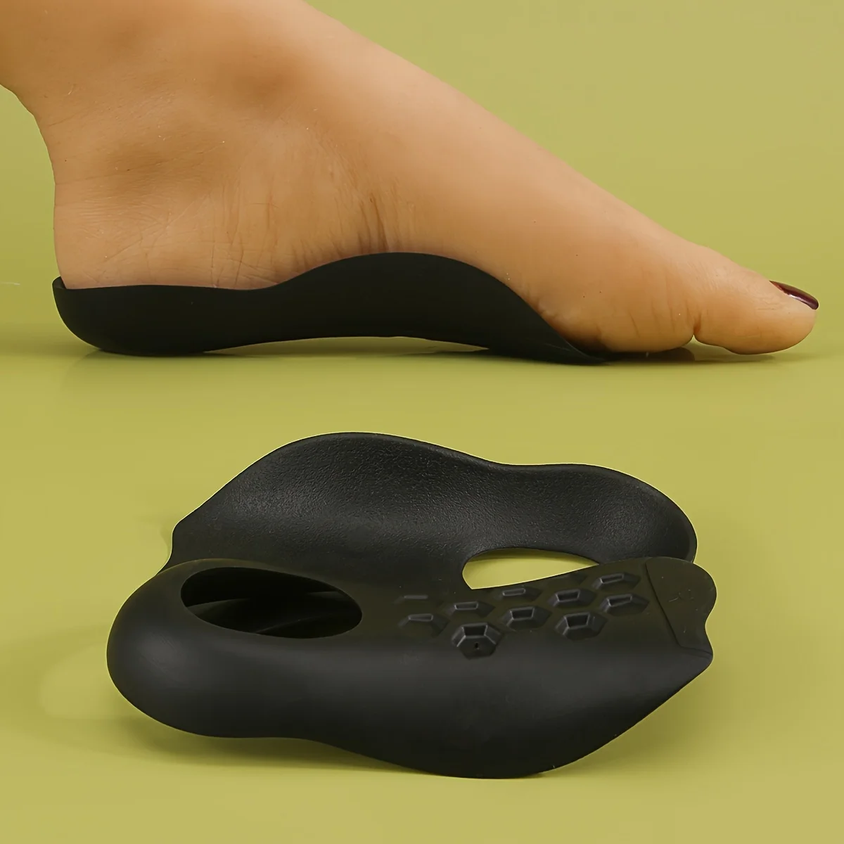 1 Pair Arch Support Insoles - Comfortable, Ergonomic 3/4 Length Foot Inserts for Sneakers & Faux Leather Shoes, Men and Women