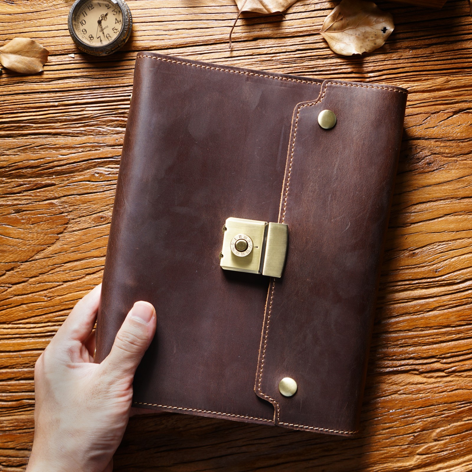 Vintage Leather Binder Notebook - A5 Detachable Password Book Journals Multifunctional Sketchbook Diary for Daily Writing