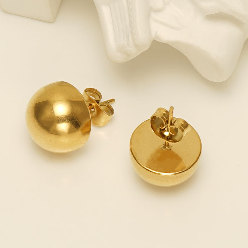 A pair of hemispherical earrings, golden girl stainless steel beads, simple piercing accessories, cute, elegant, romantic and fa