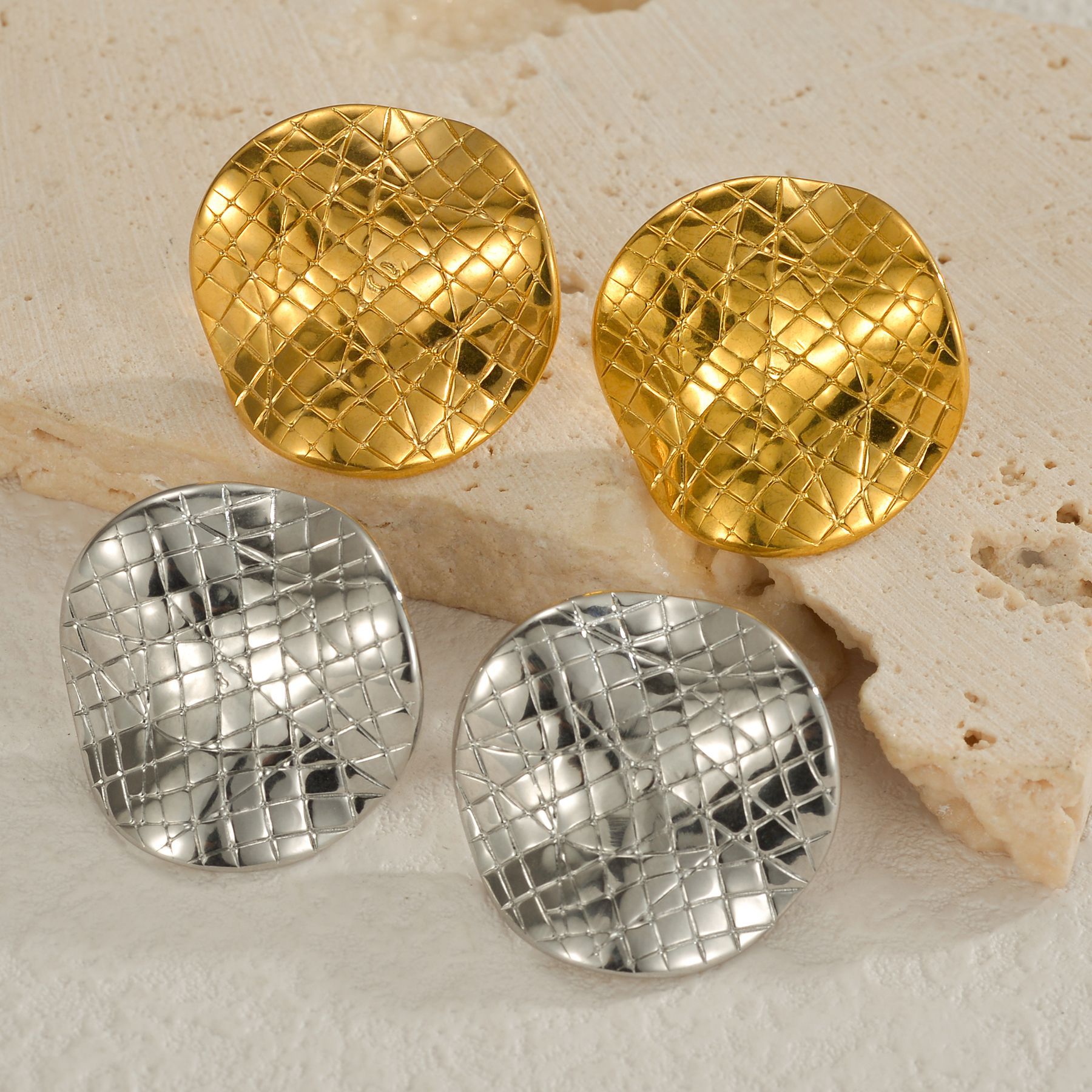 Kissmoon Retro Oval Oil Dripping Stainless Steel Stud Earrings for Women Fashion Daily Wear Brithday Party Jewelry s