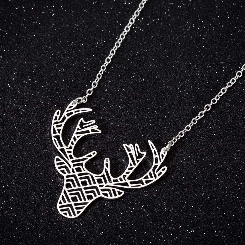 Christmas Deer Pendant Necklace for Women Fashion Stainless Steel Animal Jewelry Girls Xmas Party Necklaces Gifts Accessories