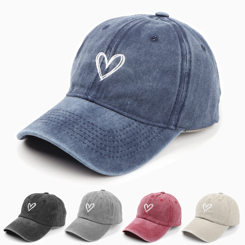 1PC Outdoor Fashionable Baseball Cap, Heart-shaped Embroidered Cap, Spring and Summer Duckbill Cap, Couple's Cap, Unisex