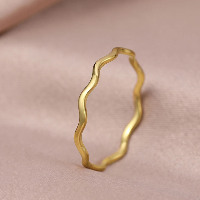 Huitan Sunflower Women Rings Metallic Style Simple Stylish Finger-ring Exquisite Accessories Fashion Versatile Jewelry New