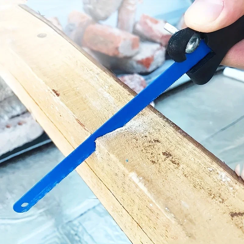 1pcs Creative small saw plastic handle mini hand saw portable saw PVC pipe saw woodworking saw gardening adjustable
