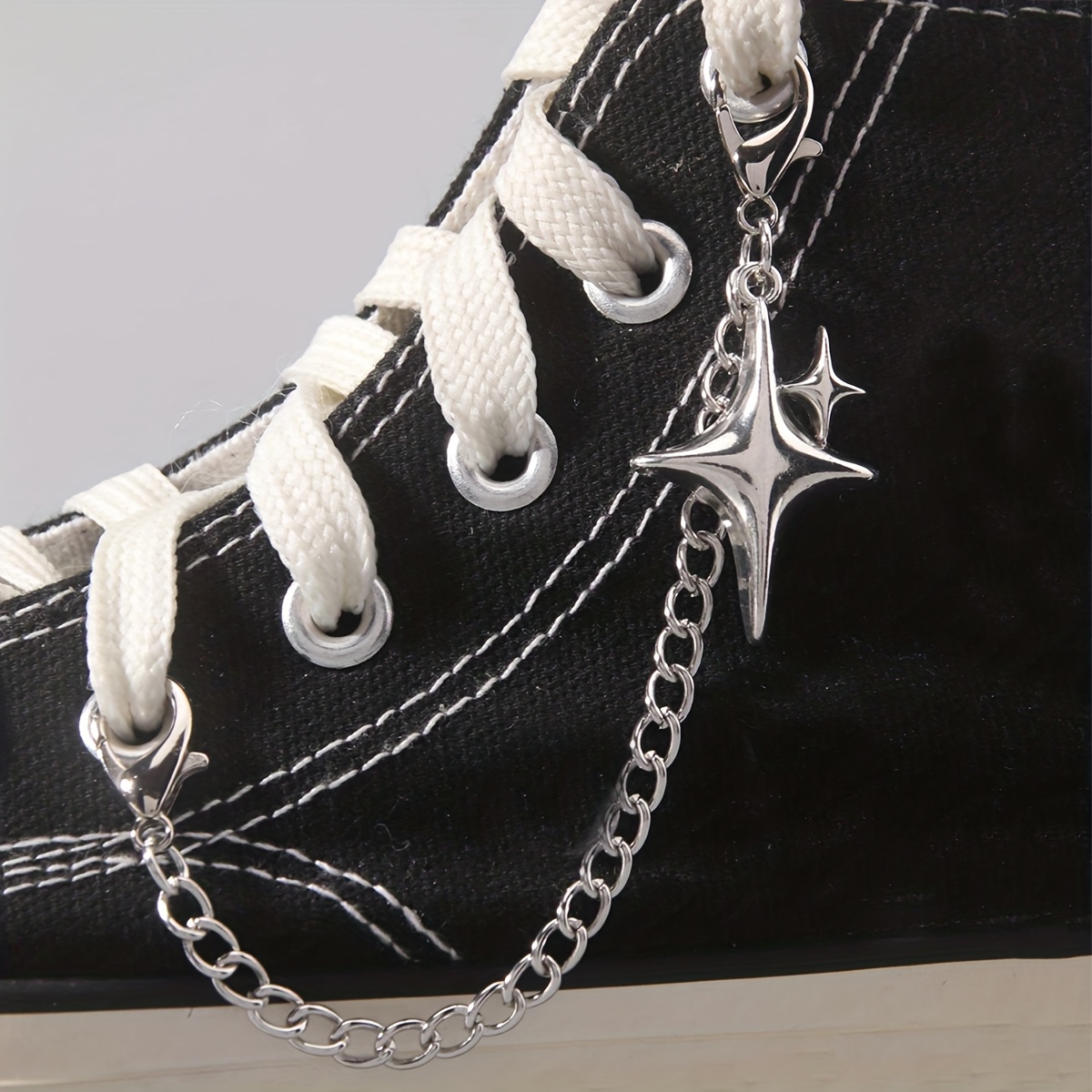 2pcs of Star Pendants for Shoe Chains, Decorative Items for Shoes And Boots, Suitable As Birthday Or Holiday