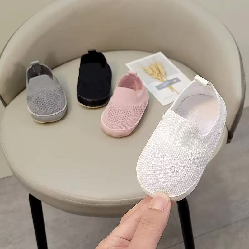 New Baby Shoes Anti-slip Breathable Infant Crib Floor Socks With Cloth Sole Children Girl Boy Mesh Shoes Soft Bottom Slippers