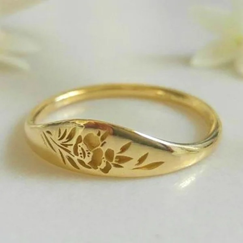 New Exquisite Originality Simple Hollow Rose Flower Ring Rose Gold Color Anniversary Ring Fine Luxury Jewelry Accessories