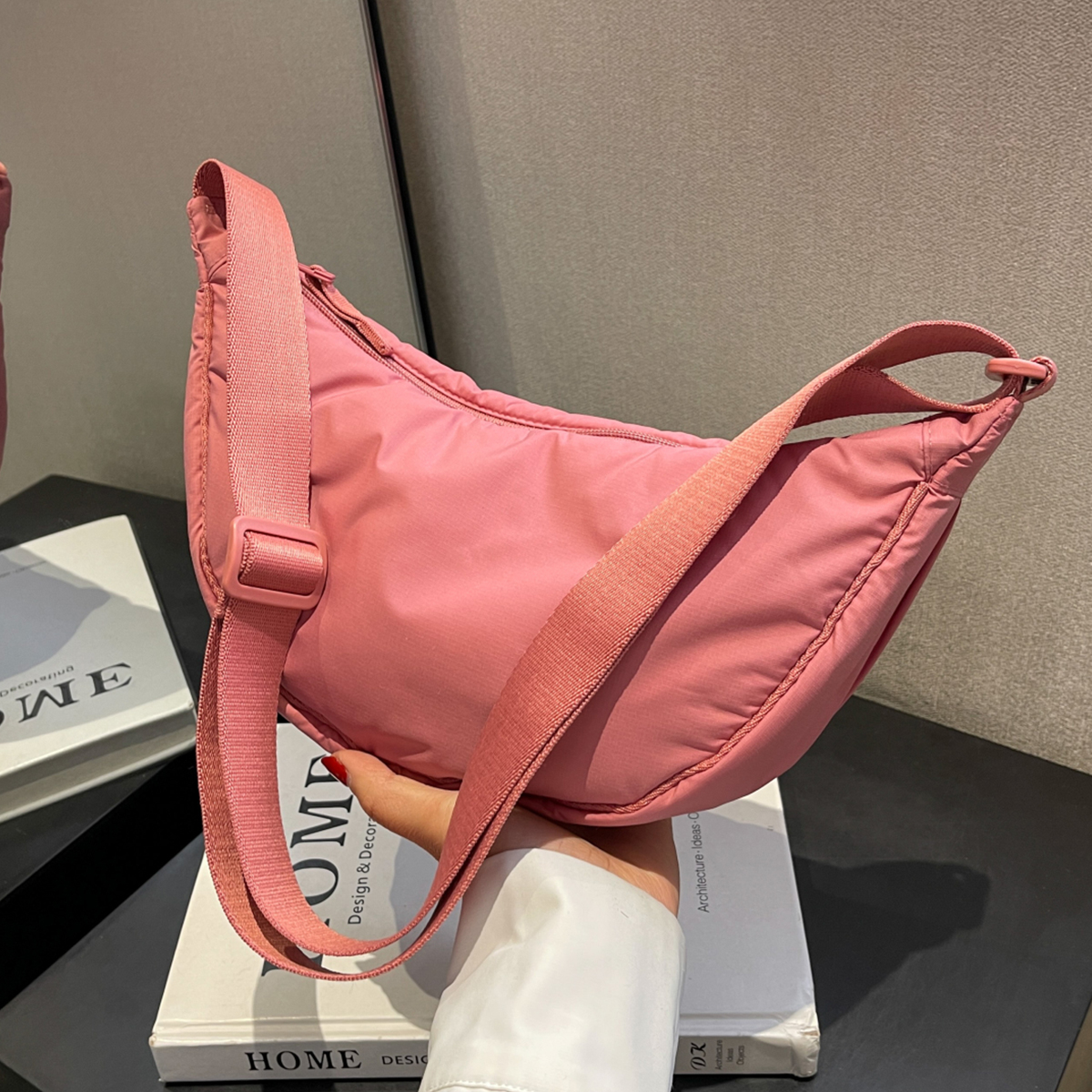 New Simple Waterproof Crossbody Bag for Women, Portable Armpit Bag, Large Capacity Casual Shoulder Bag, Men's Light Travel Canvas Bag, Shopping and Hiking