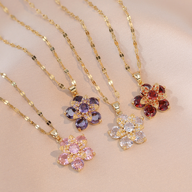 Yupsk Sweet Crystal Petal Zircon Flower Pendant Necklace For Women Elegant Gold Color Collarbone Chain Wedding Party Jewelry
