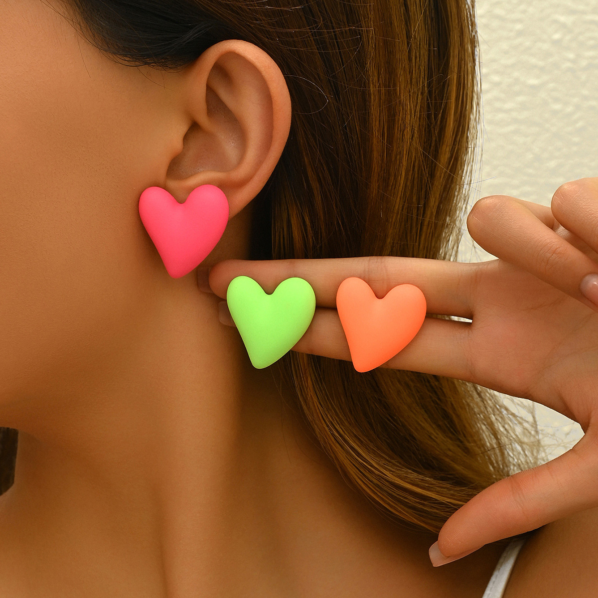 Korean Fashion Acrylic Love Stud Earrings for Women Simple Statement Matte Candy Color Heart Earrings Wedding Jewelry