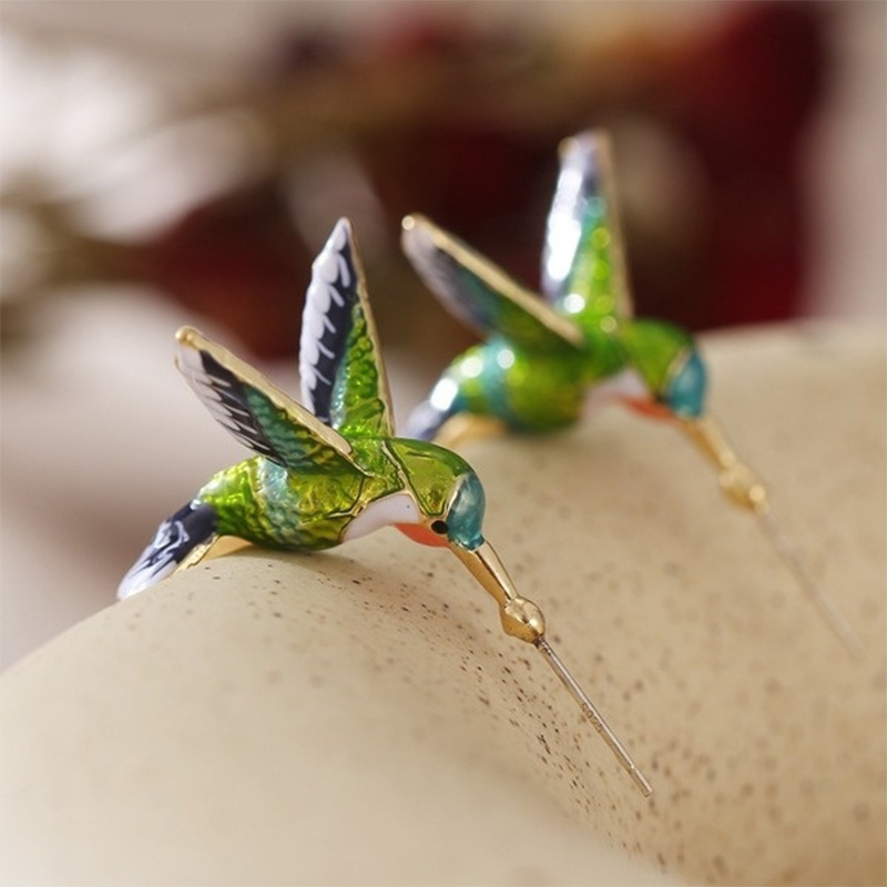 Vintage Luxury Enamel Earring for Women Unique Design Green Hummingbird Oil Dripping Earrings Chinese Style Statement Jewelry