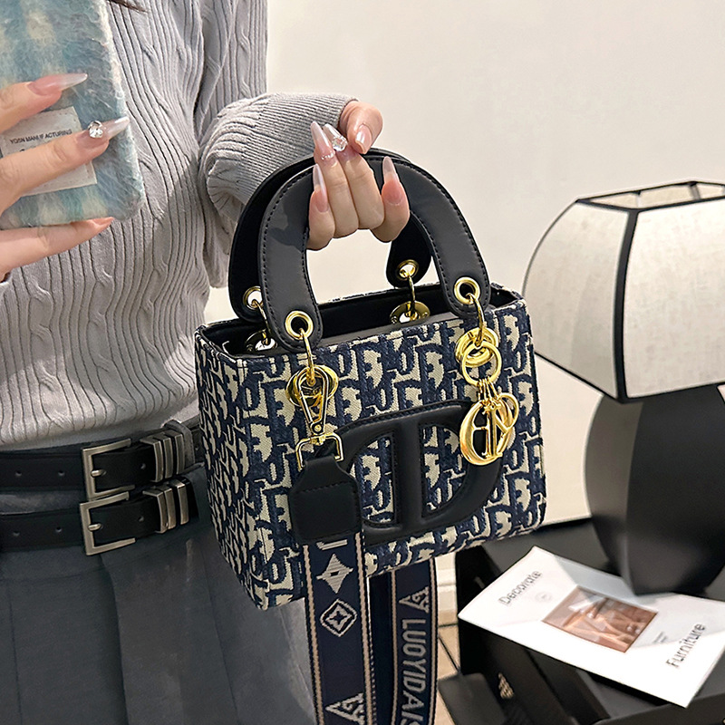 2025 New! Lady Dior Handbag - Luxury Feel, Trendy Embroidery, Small Crossbody/Handheld, Stylish Women's Mini Bag
