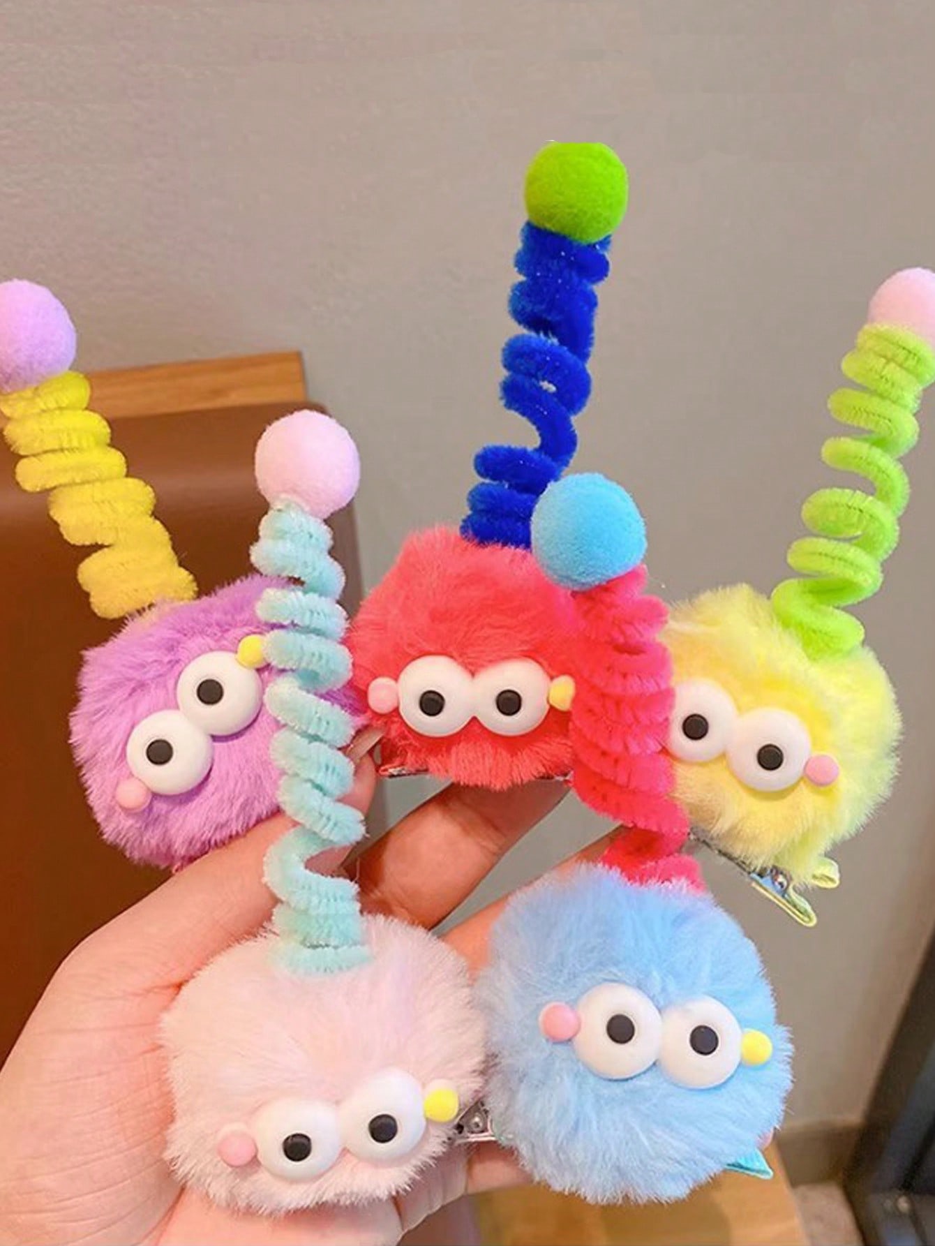 1/5 Pcs Fashion Cute Plush Big Eyed Monster Barrettes Hair Clips For Women Girls Party Hair Accessories dr. eyemo