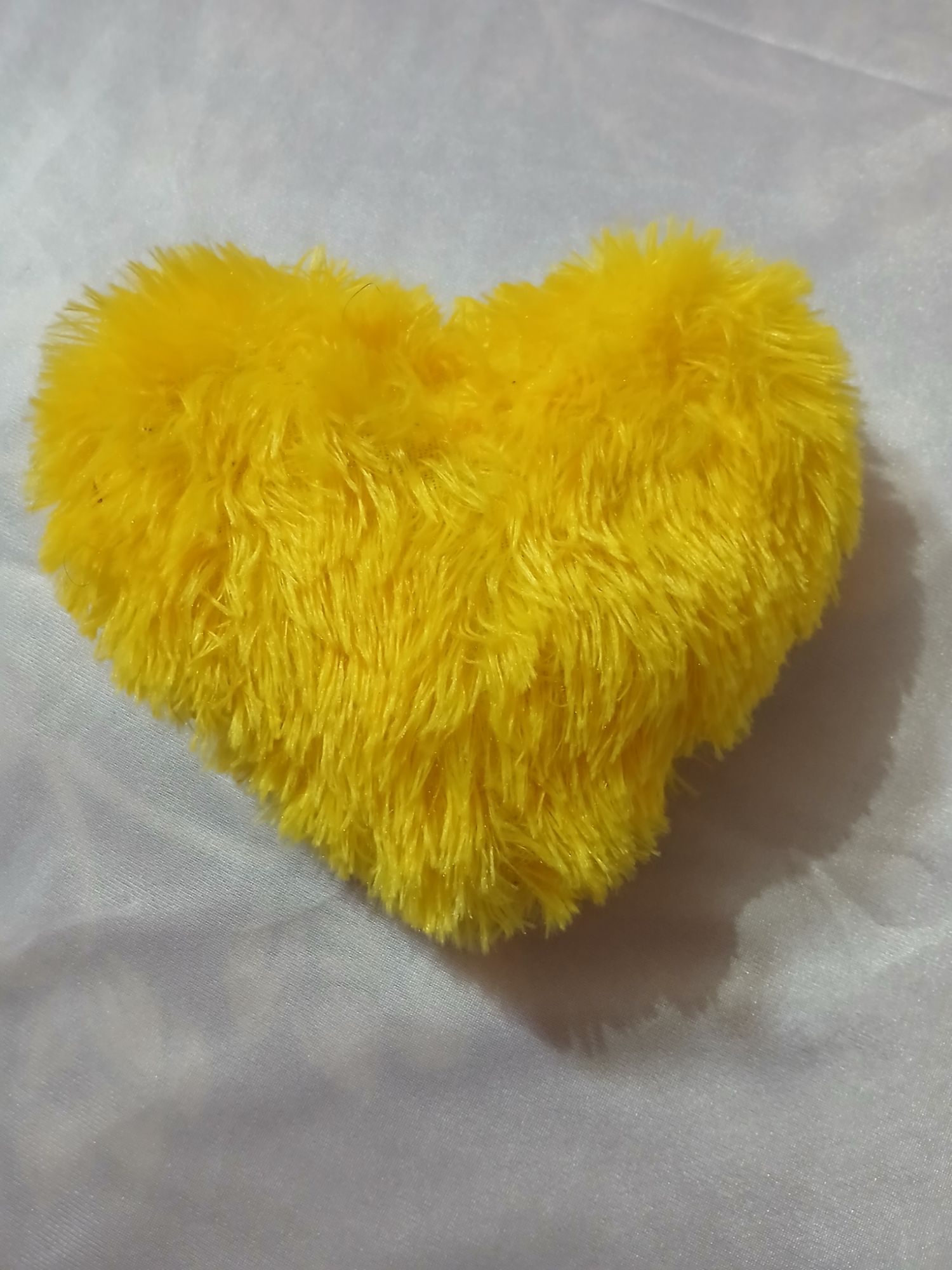 Love Shaped Cushion Small Size (Fur)