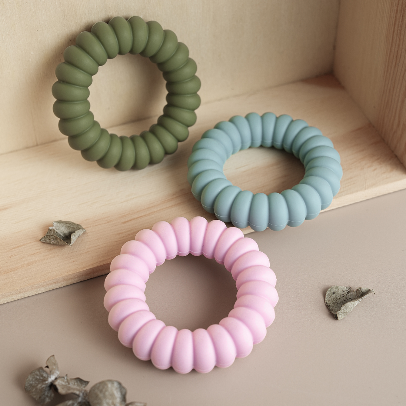 Color Kids 1PC Baby Silicone Teething Toys BPA Free Rattles Teether Toys For Baby Infants Molar Toys Training Sensory Toys