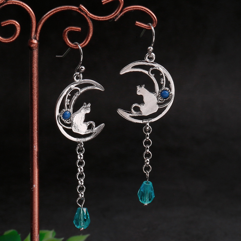 Creative Cute Cat Moon Pendant Earrings For Women Fashion Personality Animal Shape Silver Color Dangle Earrings Jewelry