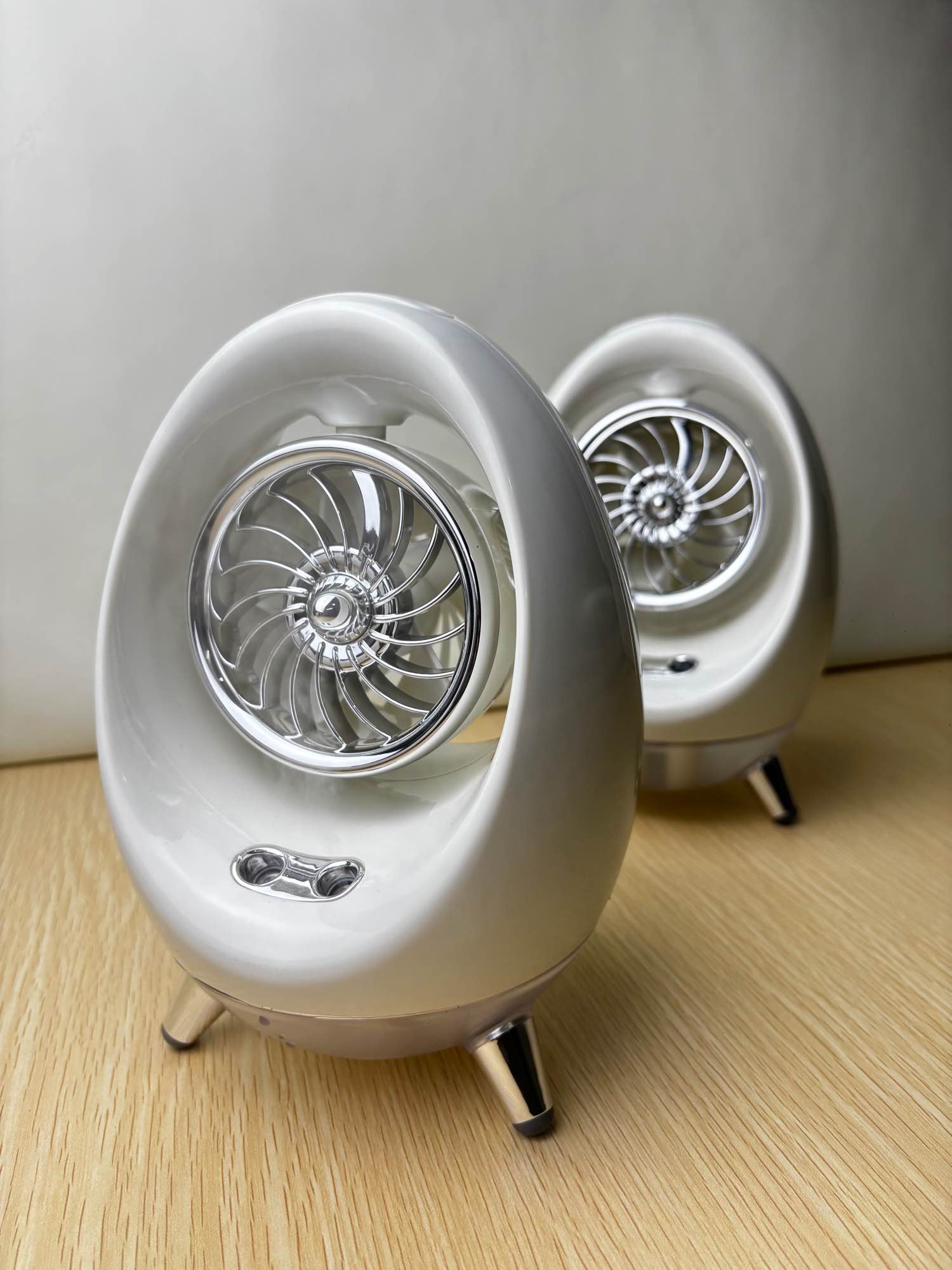 Portable turbo fan with humidifier rechargeable table fan jet fan