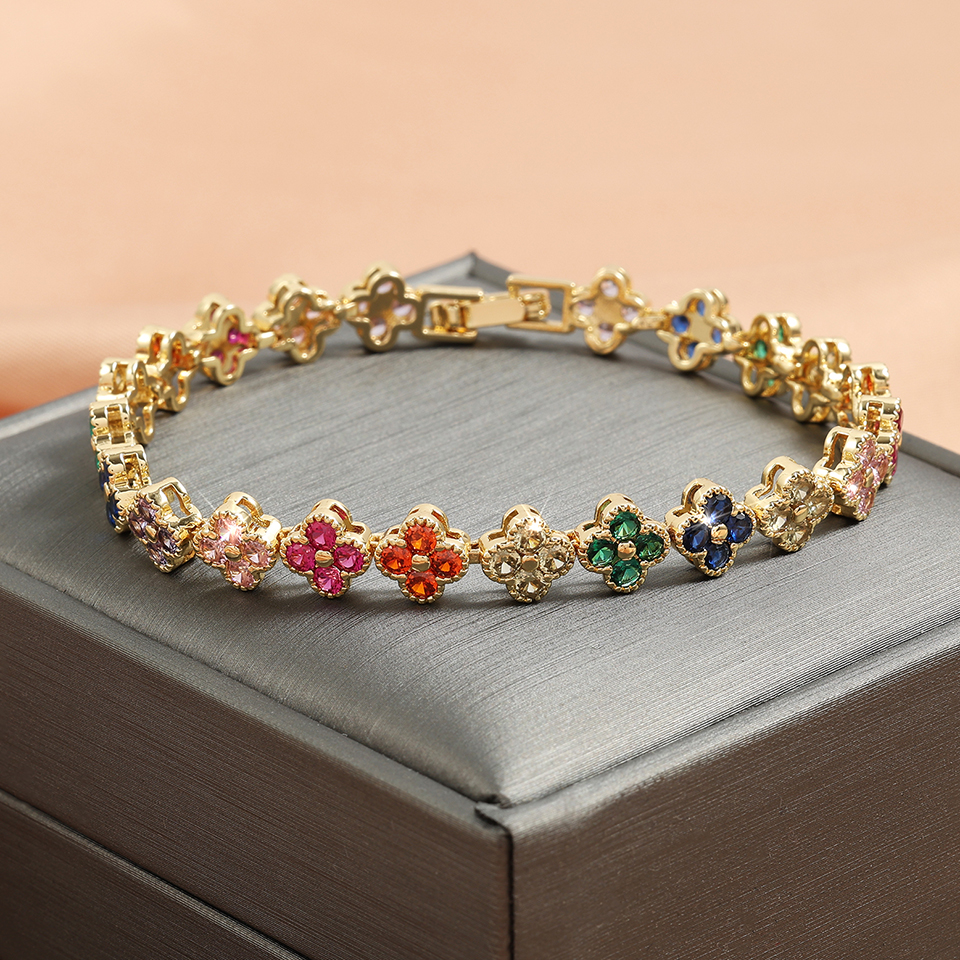 Exquisite, Cute, Sweet, Sparkling Crystal Jewelry Piece, Rainbow Colored Lilac Zircon Bracelet, Fashionable Charm, Gorgeous