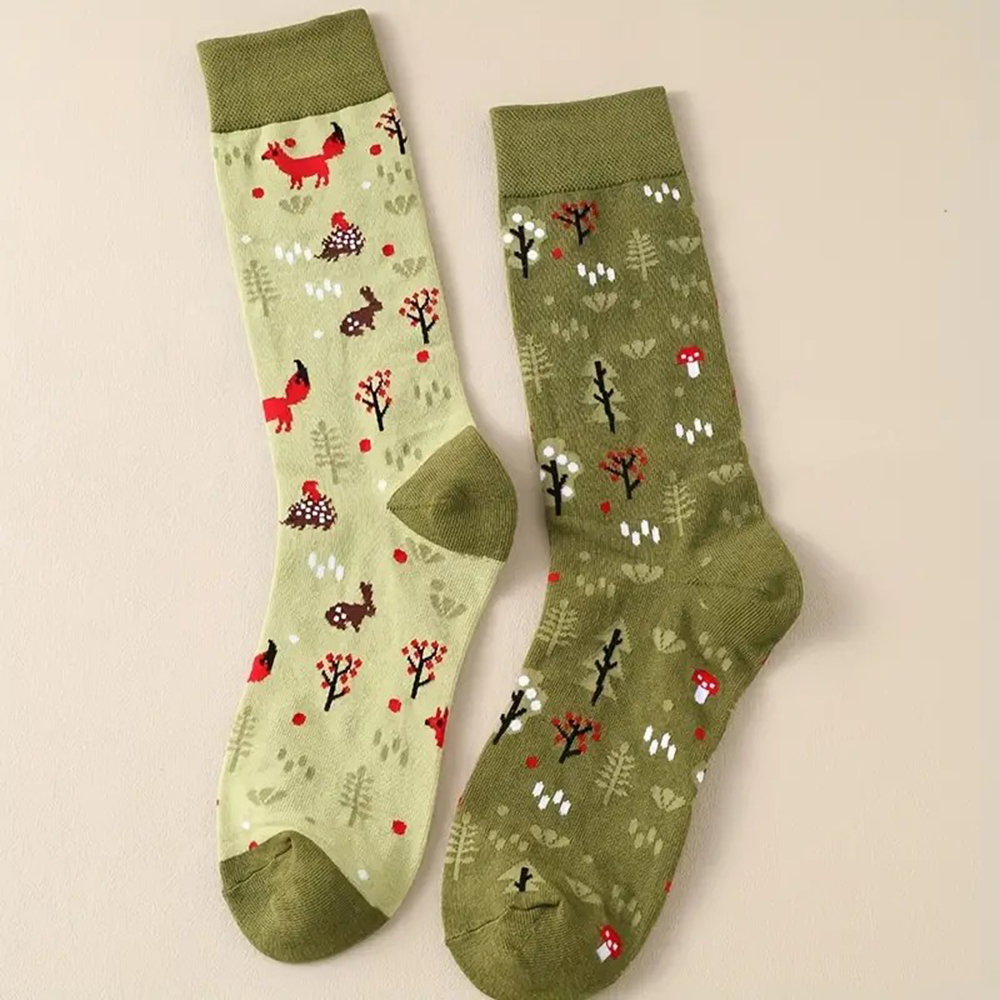 1 Pair Unisex Asymmetrical Fun Mid Tube Socks Fashionable Animal Print Patterns Both Men Women Socks Suitable Outdoor Wear