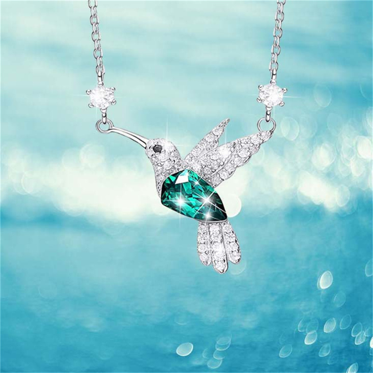 Fashion Crystal Hummingbird Pendant Necklace Exquisite Shiny Zircon Animal Choker Necklace for Women Wedding Party Jewelry s