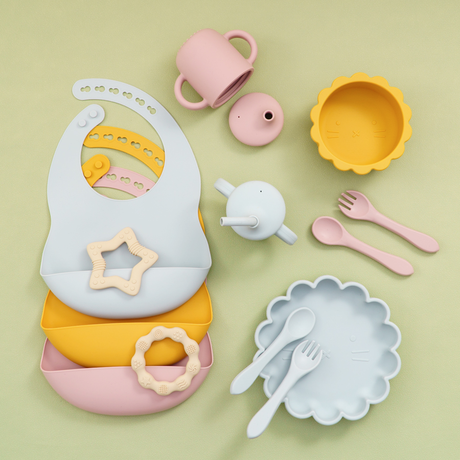 6PCS Baby Silicone Tableware Set Waterproof Bib Cartoon Lion Shape Suction Bowl Plate Portable Spoon Fork Pure Color Baby Cup