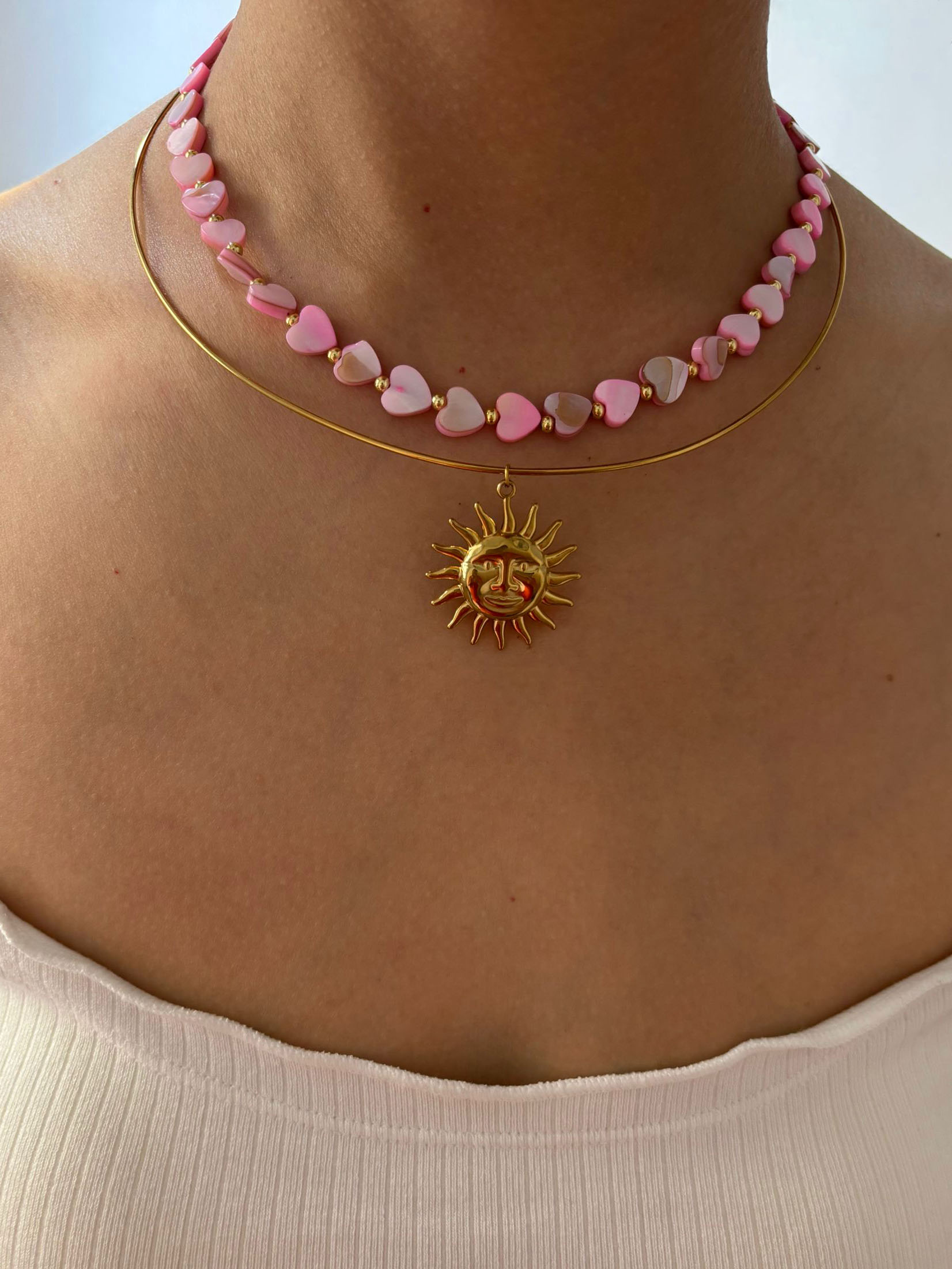 Peri'sbox Sweet Cute Pink Heart Natural Shell Beaded Necklace for Women Girl Fashion Stainless Steel Sun Pendant Choker Necklace
