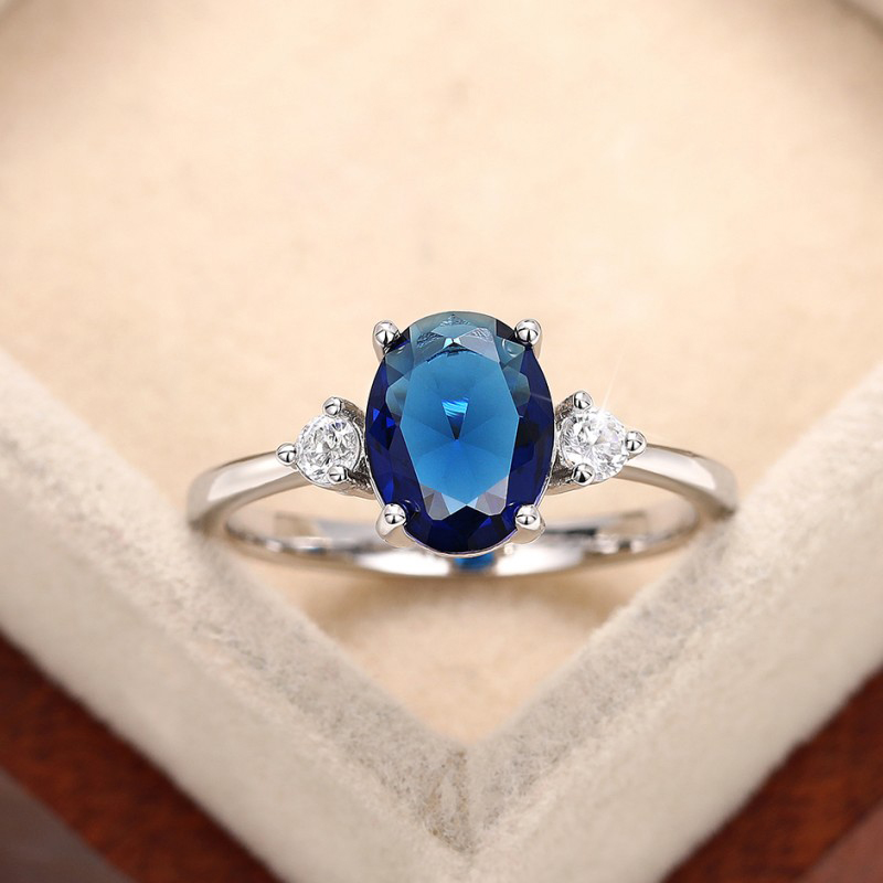 Huitan Noble Blue Cubic Zirconia Wedding Rings for Women Silver Color Fashion Contracted Anniversary Party Elegant Lady Jewelry