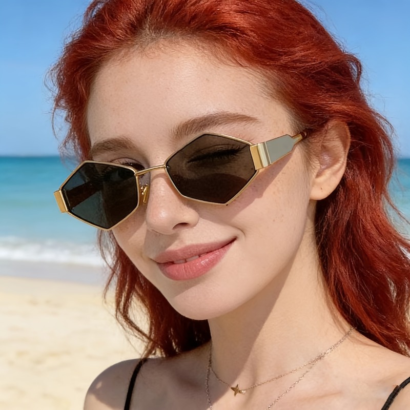 1pc geometric diamond glasses, women's vintage metal frame, perfect for daily commute & photography.