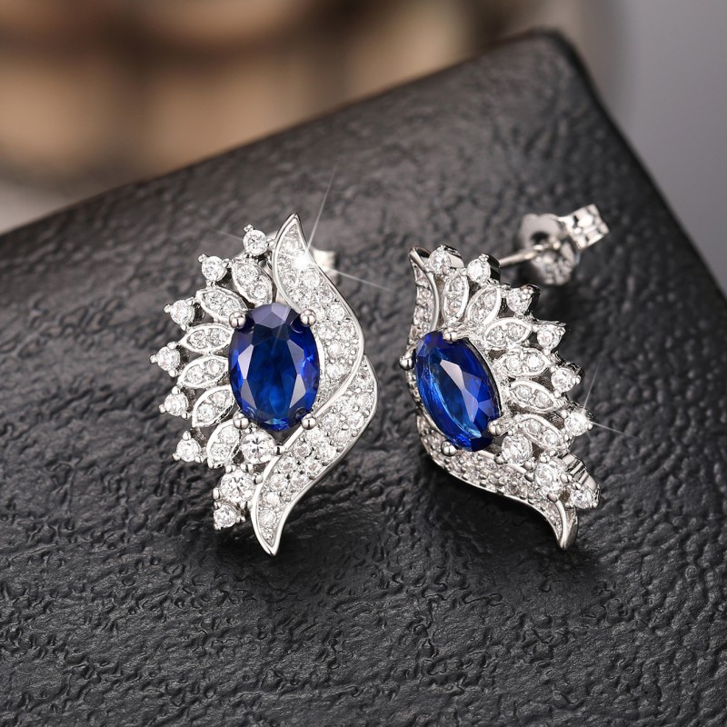 Huitan Personality Blue Eye Shaped Stud Earrings Luxury Ear Piercing Accessories for Women Fashion Bridal Wedding Trends Jewelry