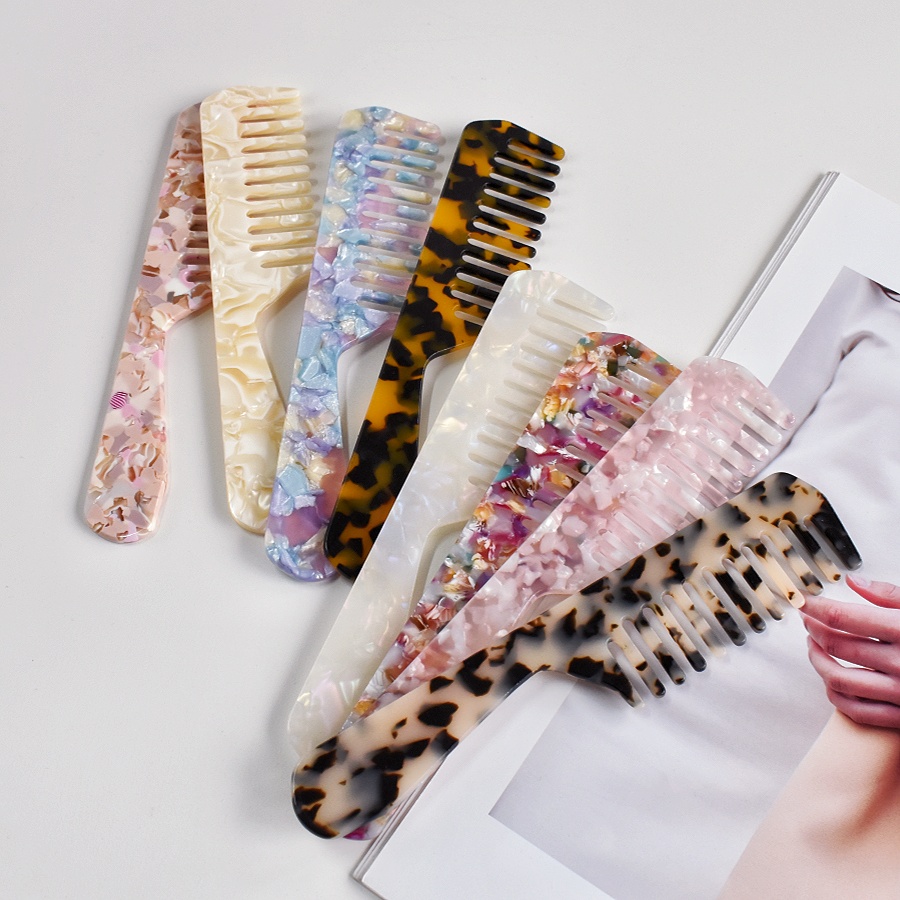1PC Women's Multicolor Acetate Long Handle Wide Teeth Smooth Comb Portable Comb Comfortable Handle Holiday Casual